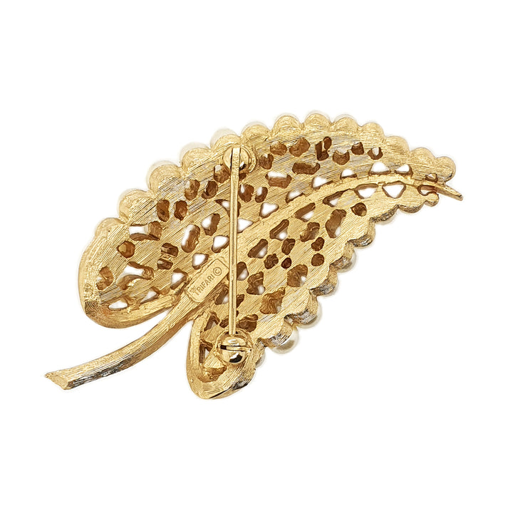 Vintage Trifari Gold Tone Pearl & Rhinestone Brooch - c.1950s