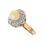 18CT Yellow/White Gold Vintage Pearl & Diamond Daisy Ring