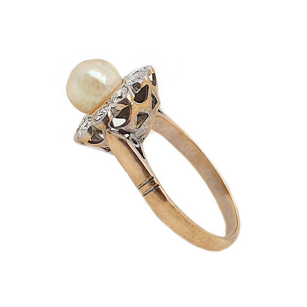 18CT Yellow/White Gold Vintage Pearl & Diamond Daisy Ring