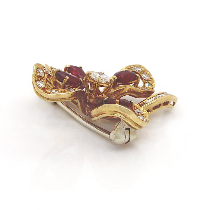 18ct Yellow Gold Vintage Ruby & Diamond Clover Brooch