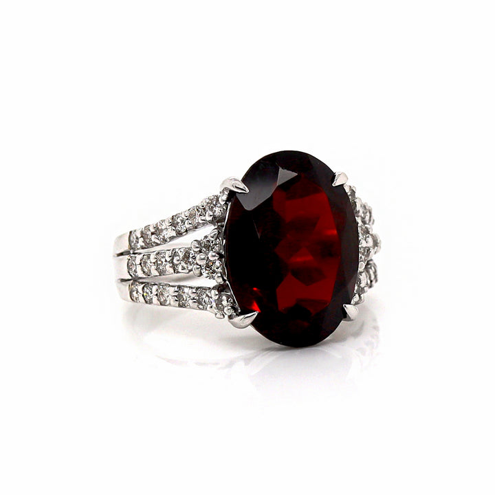 18CT White Gold Garnet And Diamond Cocktail Ring