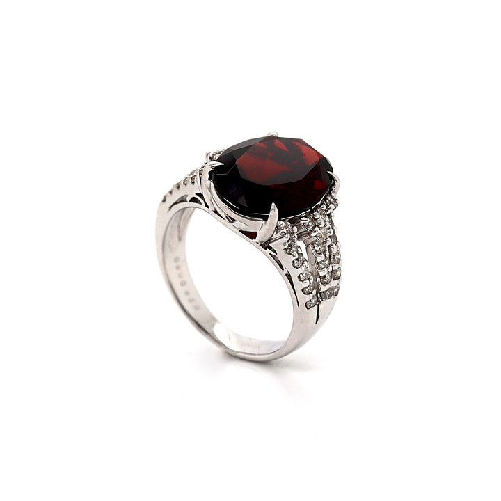 18CT White Gold Garnet And Diamond Cocktail Ring