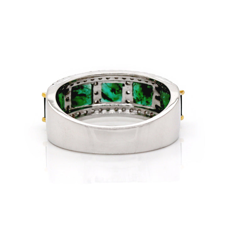 Platinum PT950 Emerald And Diamond Ring