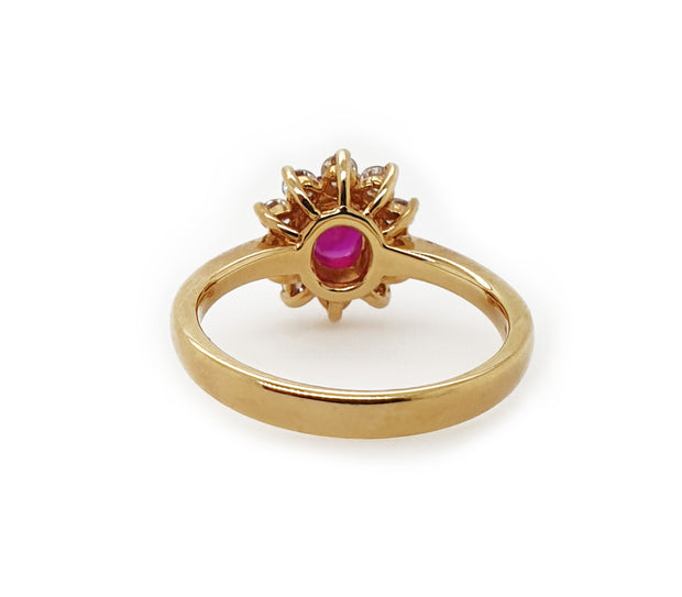 18CT Yellow Gold Ruby & Diamond Cluster Ring