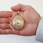 9CT Rose Gold Antique Carved Locket Pendant